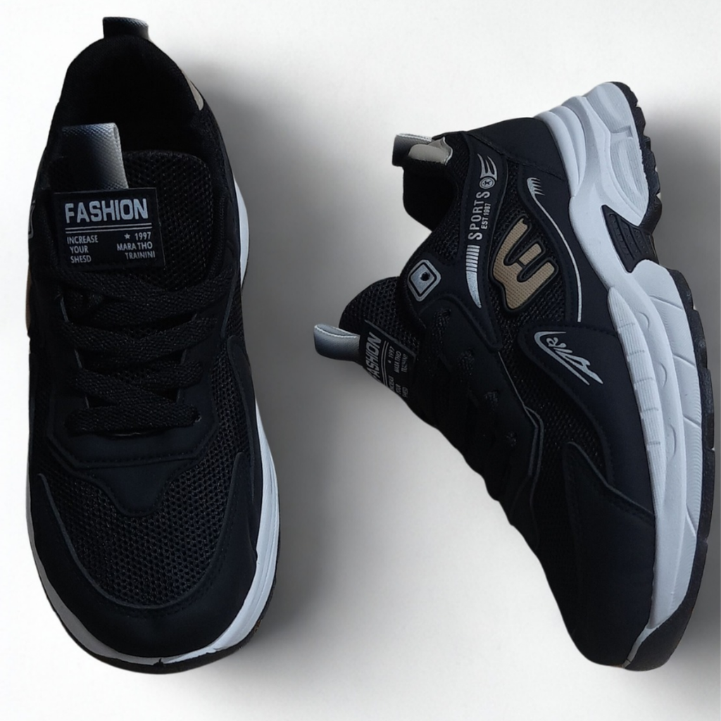 حذاء رياضي ذو جودة عالية